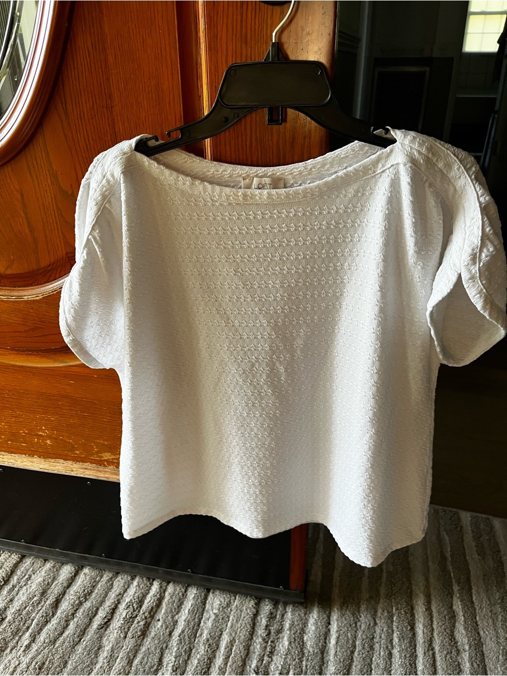 LOFT White Textured Short Sleeve Crewneck Top
